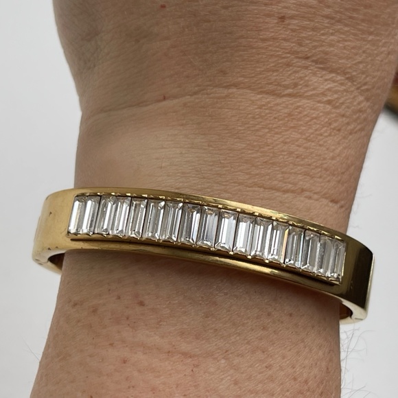 Michael Kors Black Friday clear rhinestone  Bangle Bracelet - Picture 6 of 16